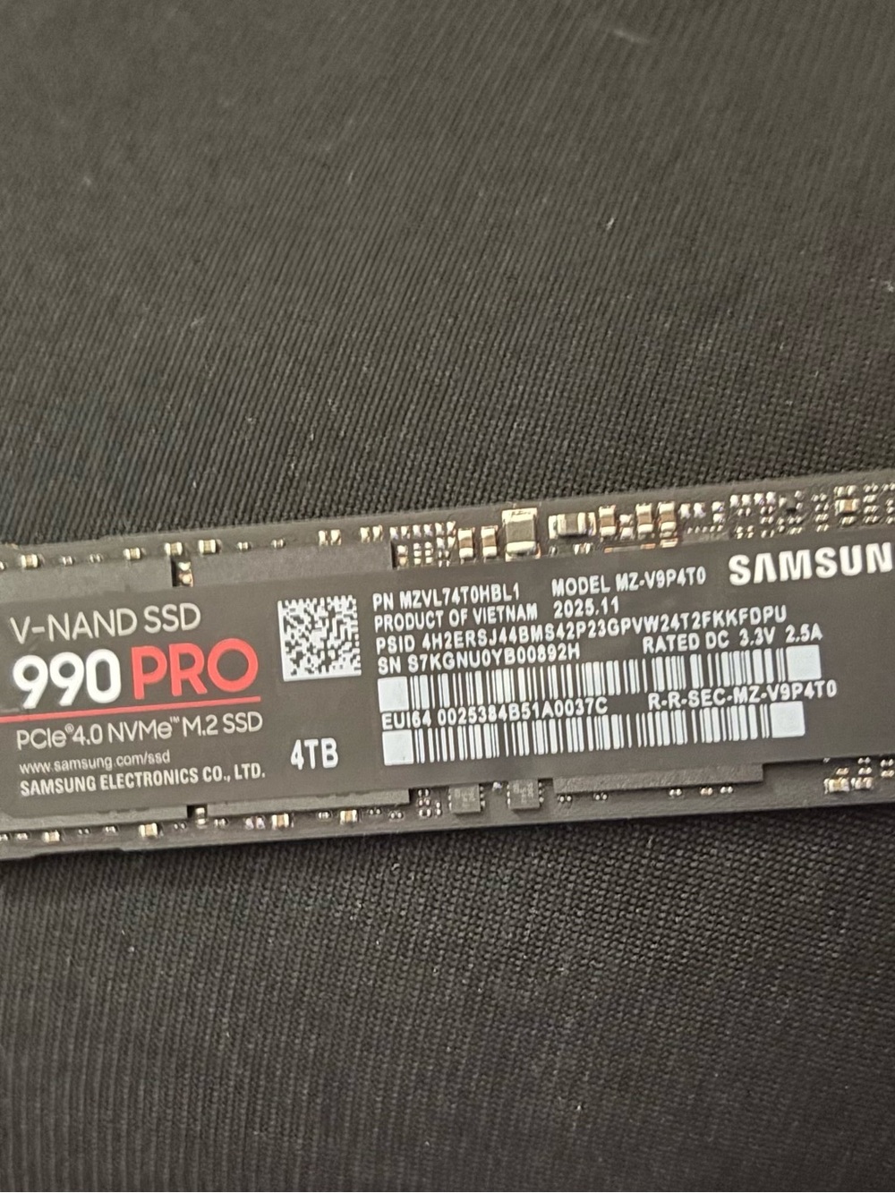 SEND 🅾️FFERS ‼️‼️ Samsung 990 PRO 4TB NVMe M.2 and SSD - Black